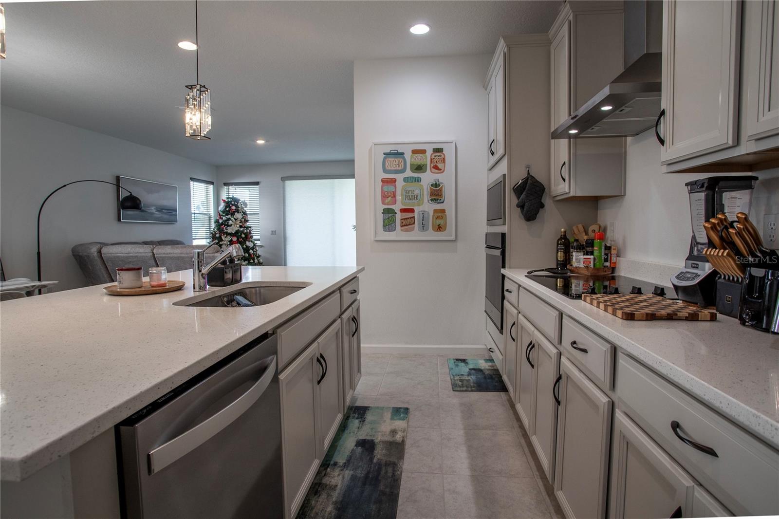4724 CRAGMERE LOOP