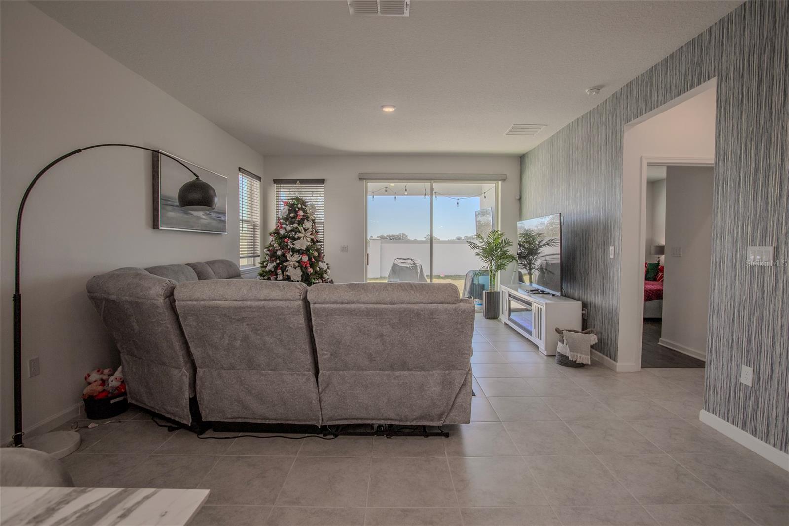 4724 CRAGMERE LOOP