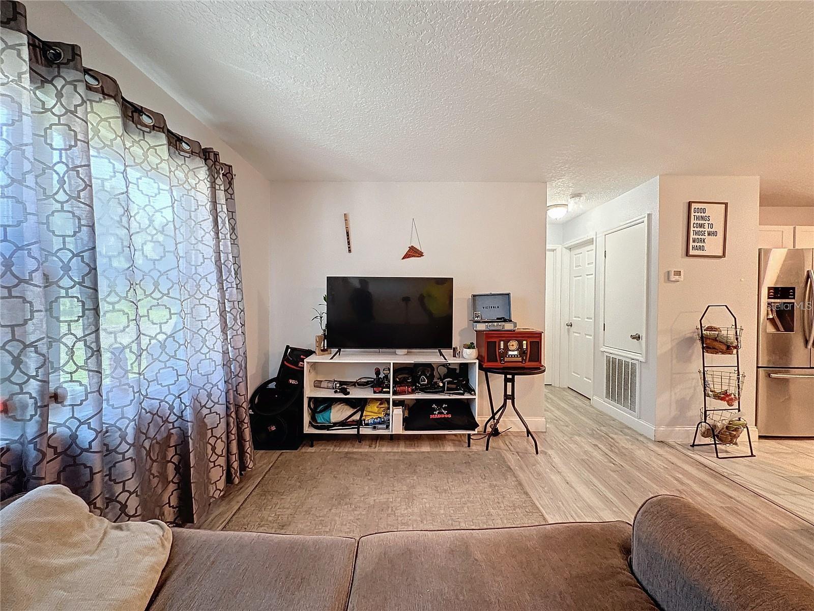 7211 PINION DR