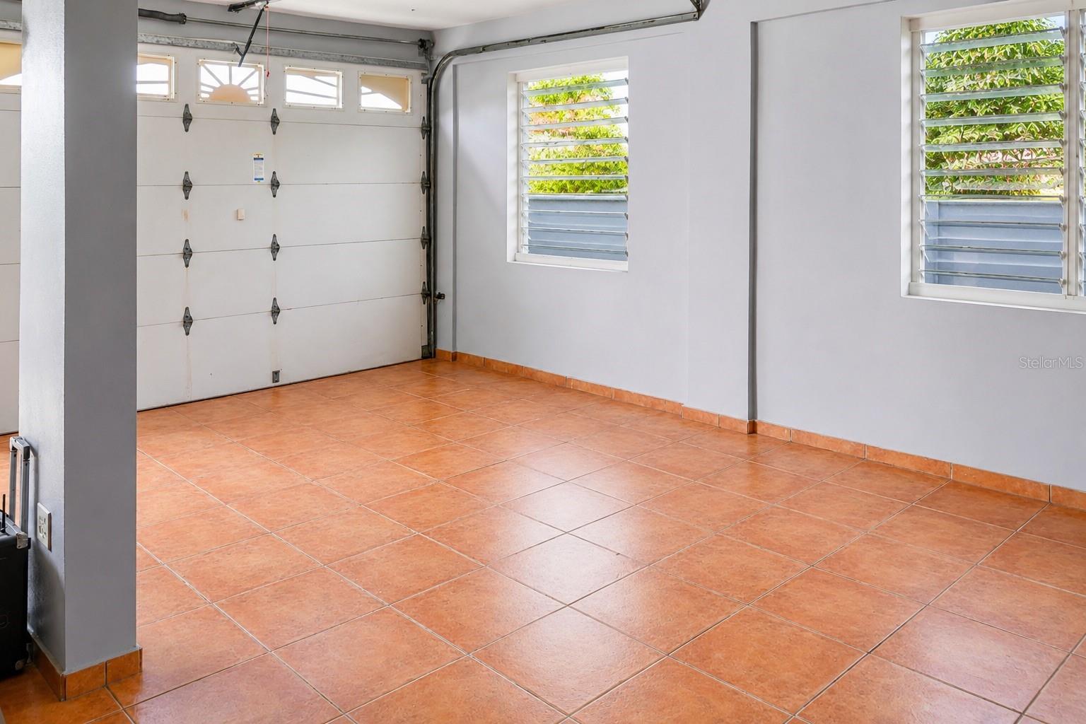 8466 CALLE LOS LUGO