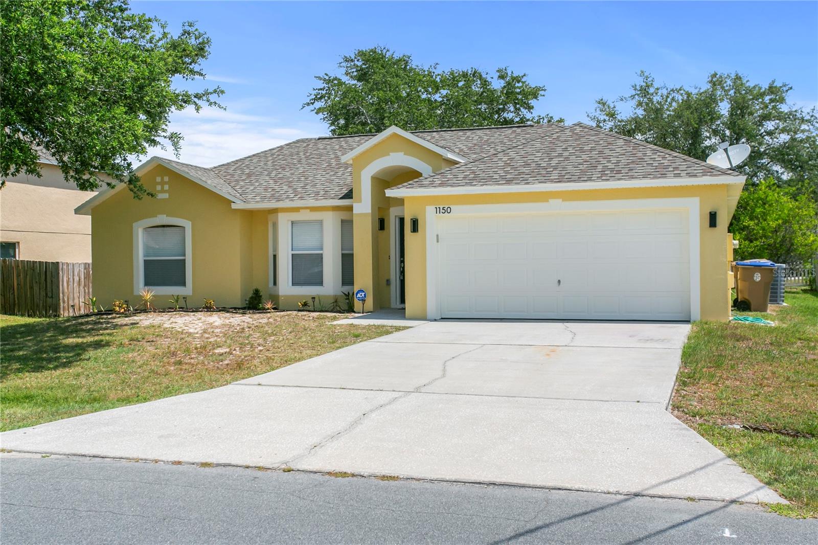 1150 ROAN CT