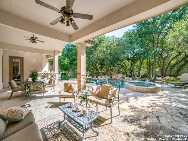 20214 VAN NEST CIR