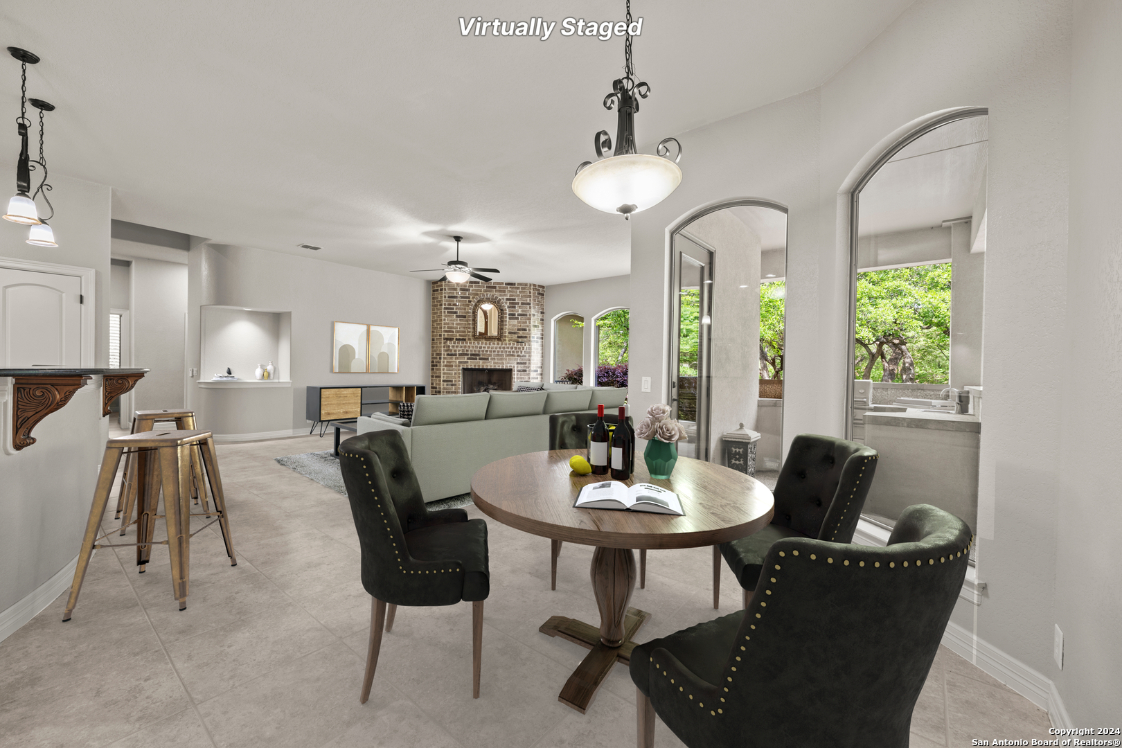 20214 VAN NEST CIR