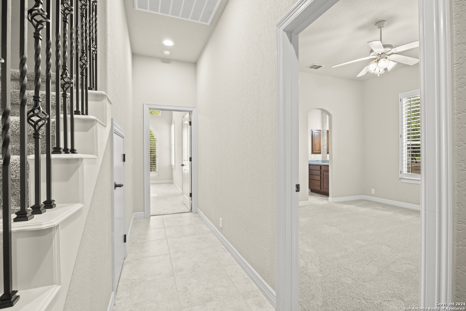 20214 VAN NEST CIR