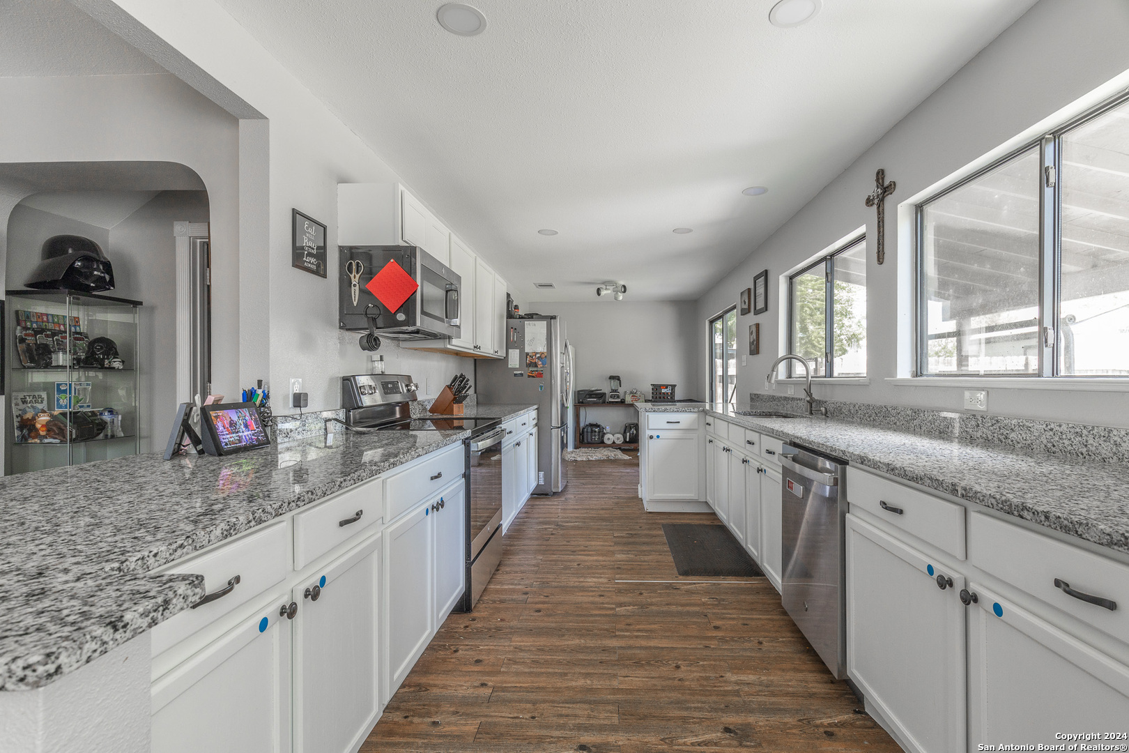 824 Pinehurst Drive