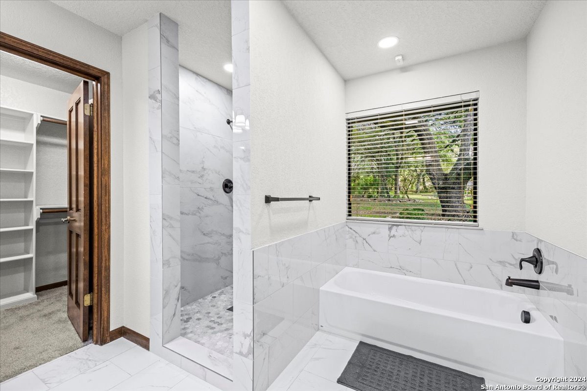 21250 FOREST WATERS CIR
