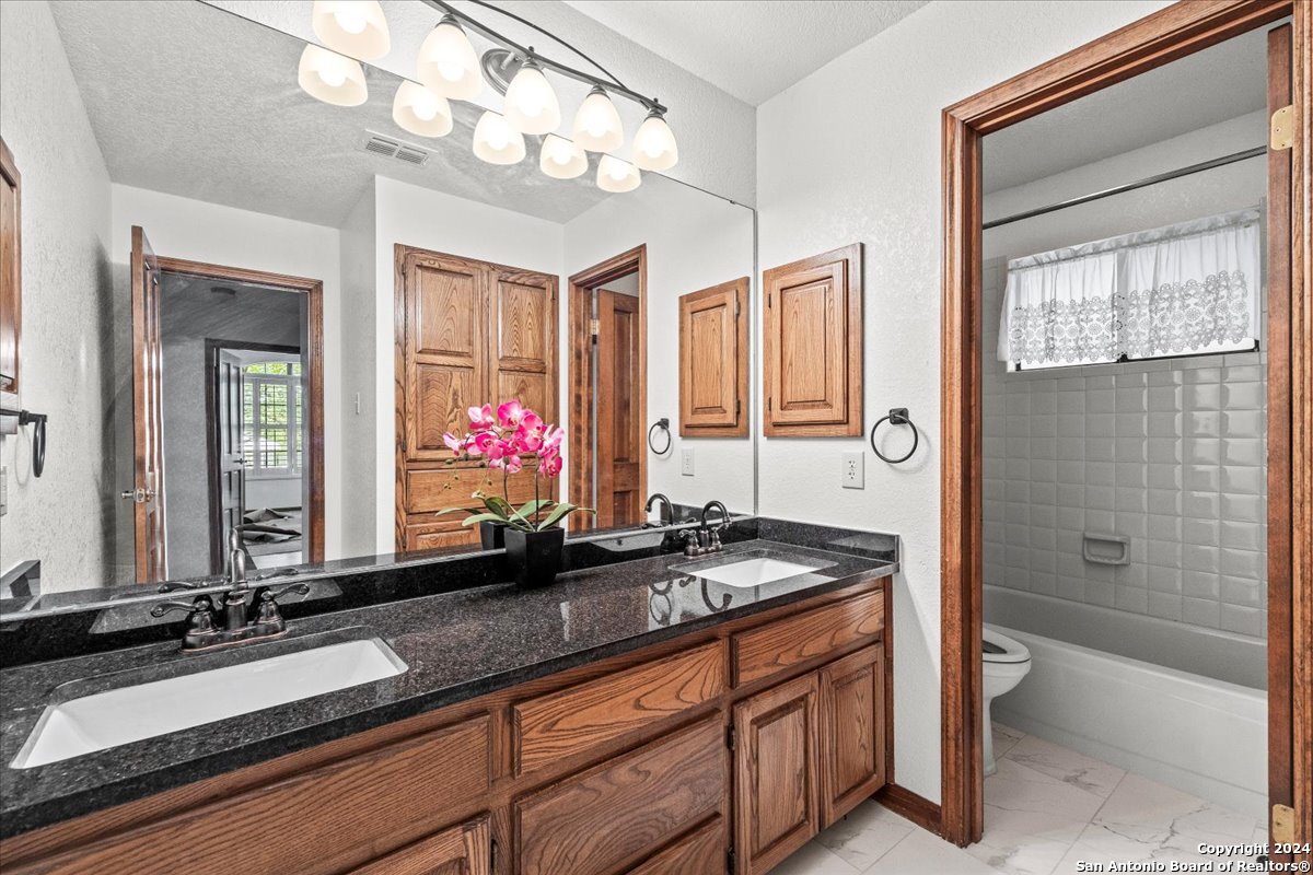 21250 FOREST WATERS CIR