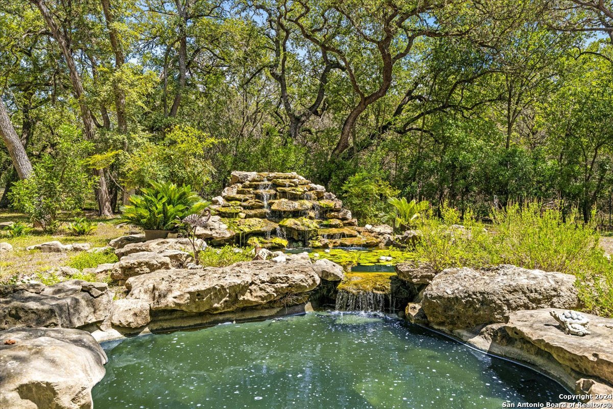 21250 FOREST WATERS CIR