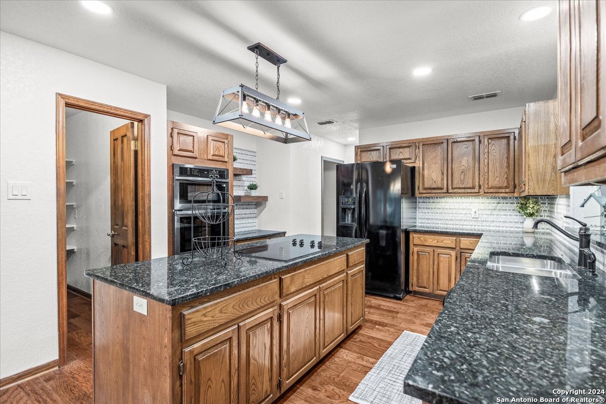 21250 FOREST WATERS CIR