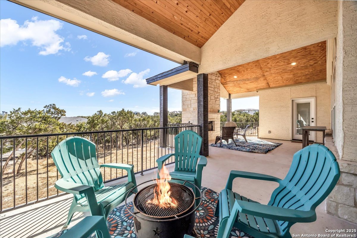 27406 Sunset Loop