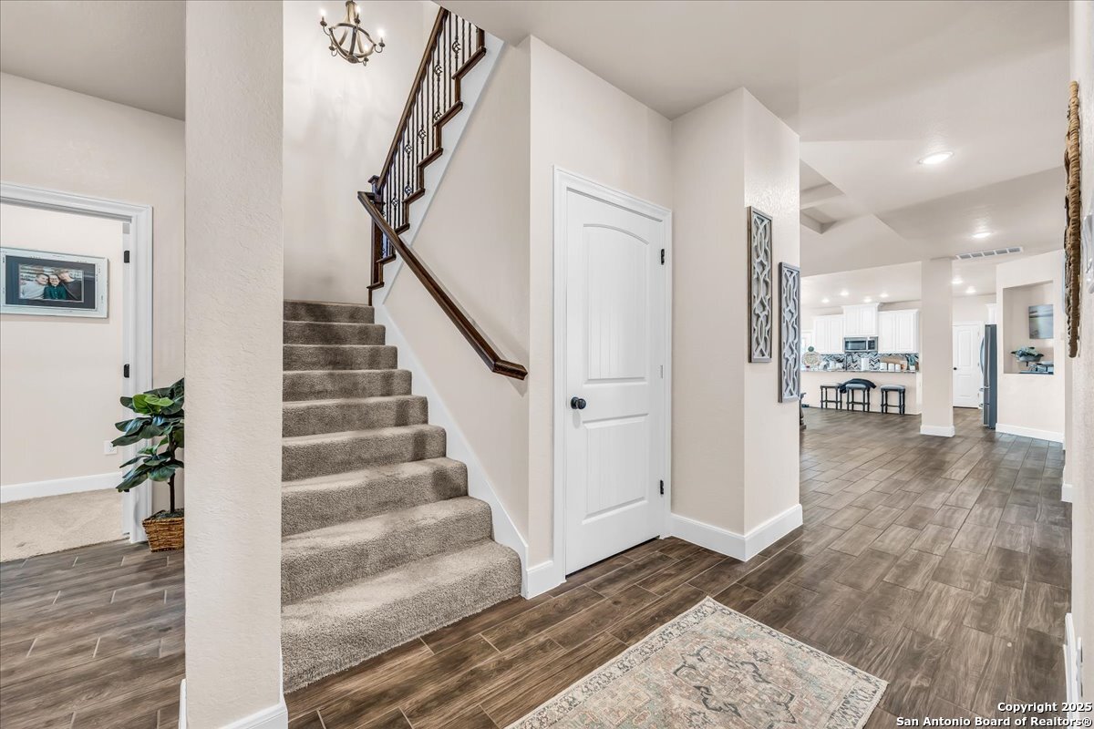 27406 Sunset Loop