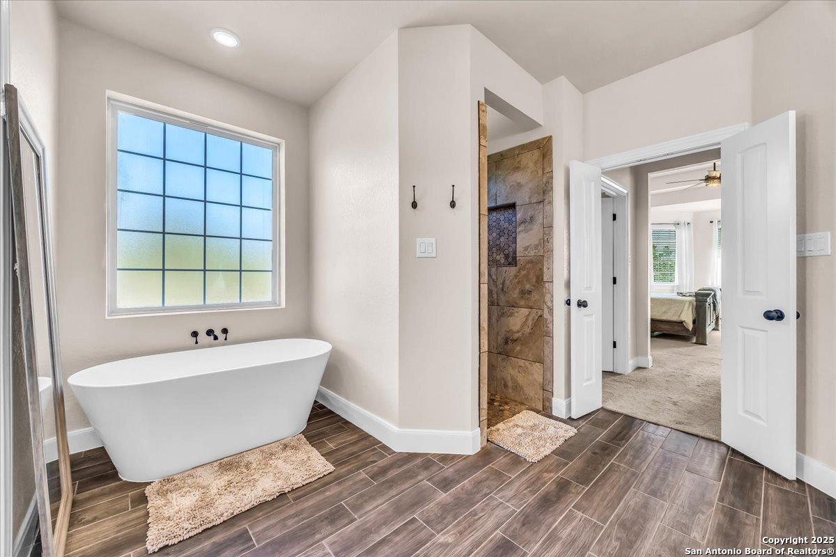 27406 Sunset Loop
