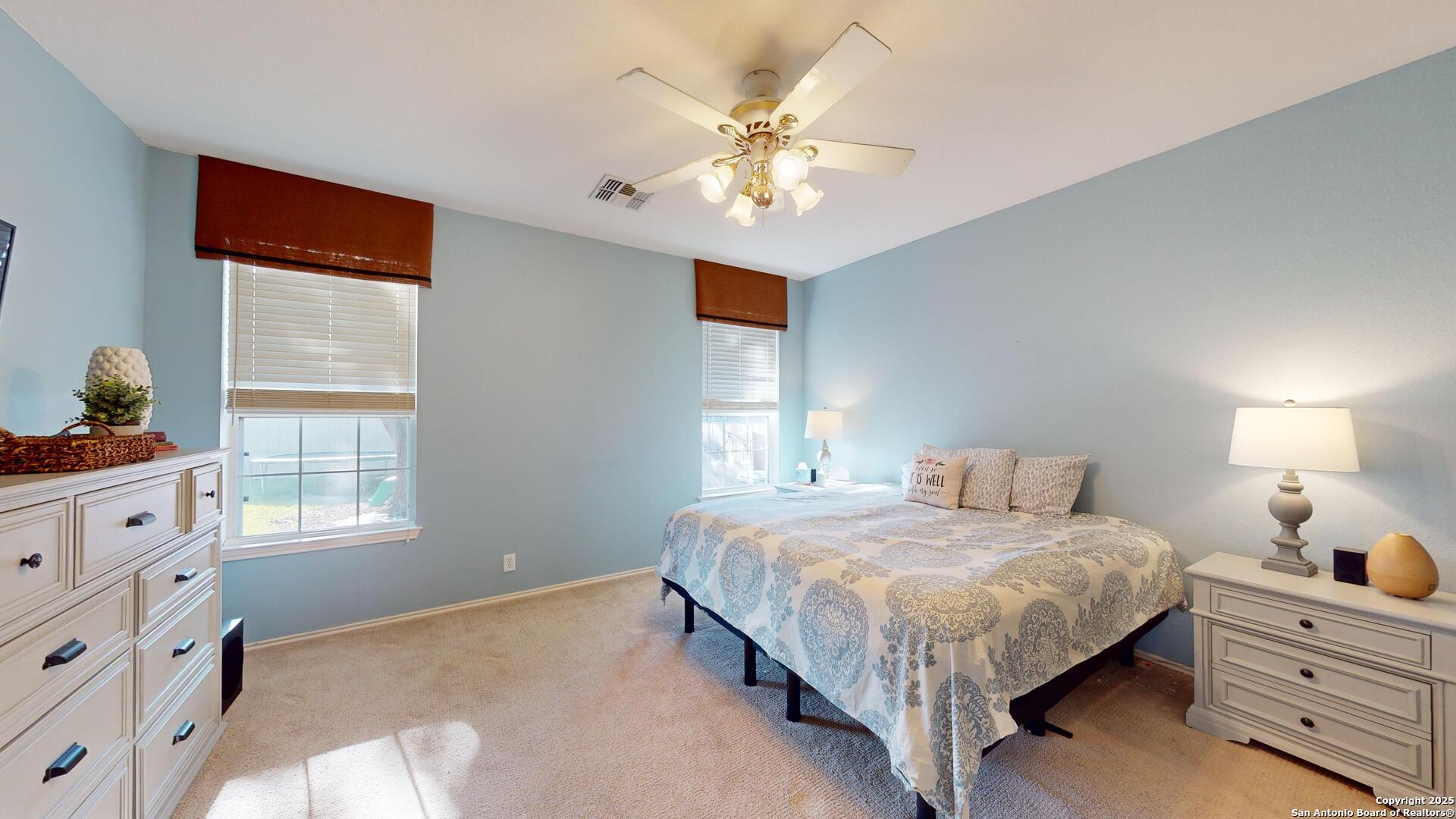 113 SPICE OAK LN