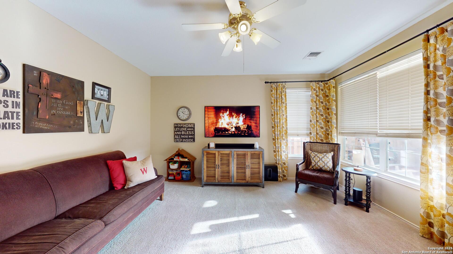 113 SPICE OAK LN