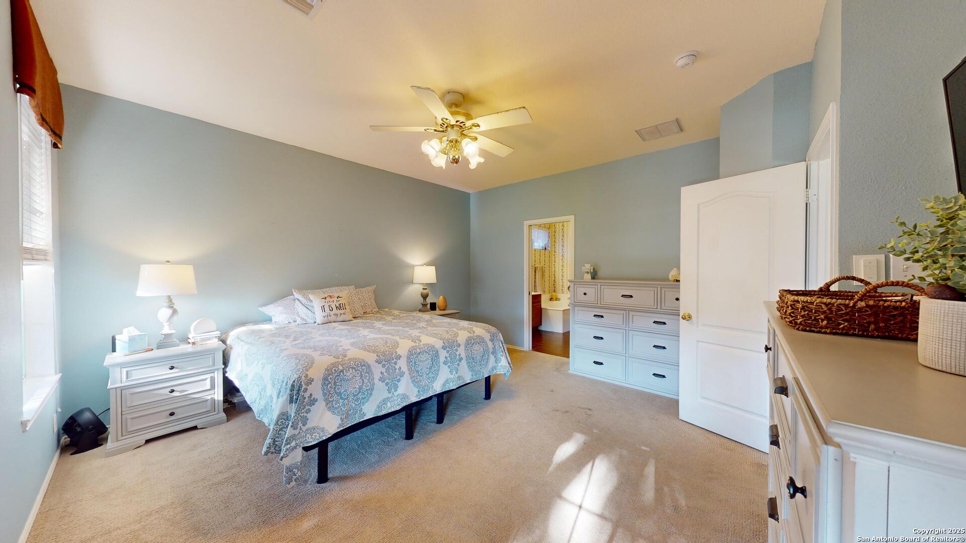 113 SPICE OAK LN