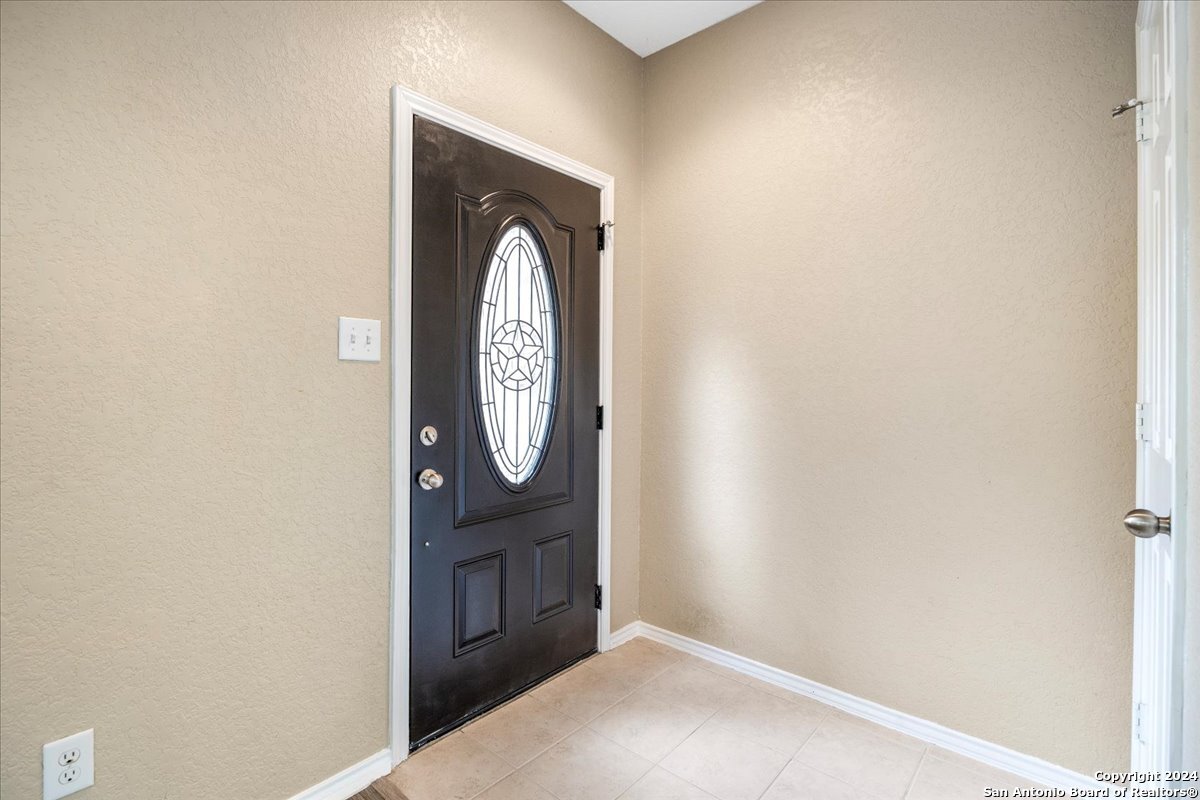 5202 Fountain Hill