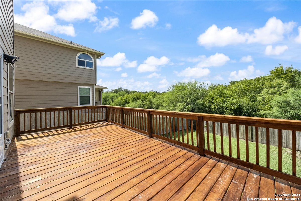 5202 Fountain Hill