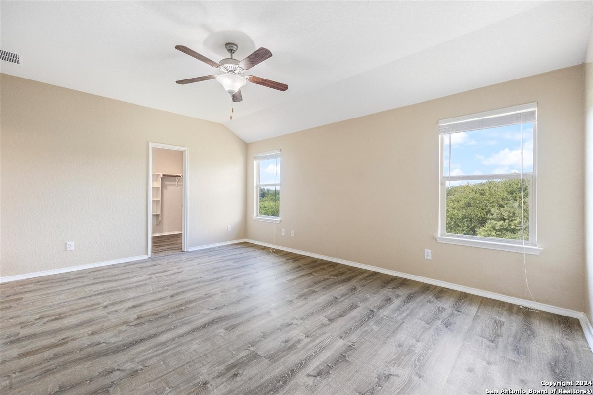 5202 Fountain Hill