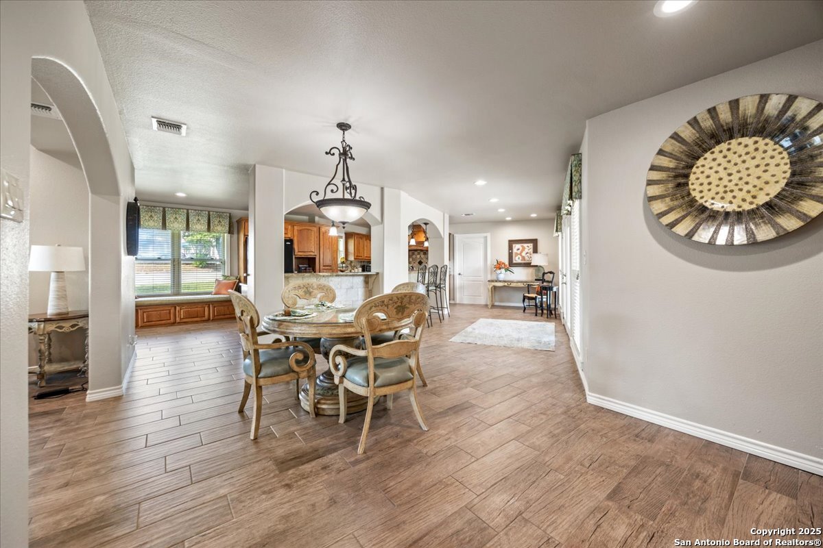 6822 Moss Oak