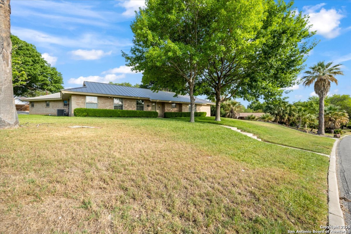 6822 Moss Oak
