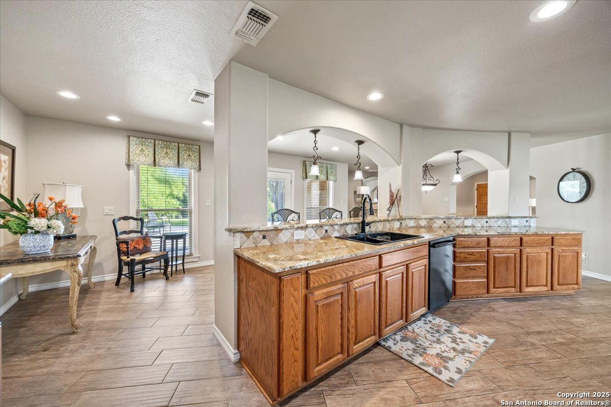 6822 Moss Oak