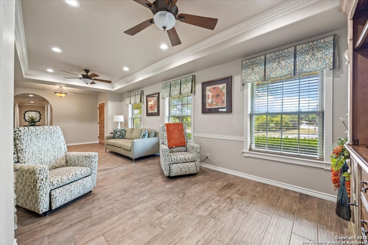 6822 Moss Oak