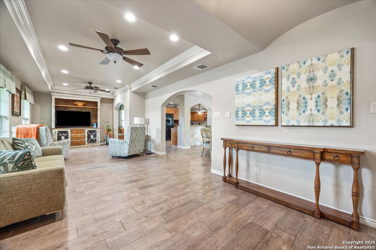 6822 Moss Oak