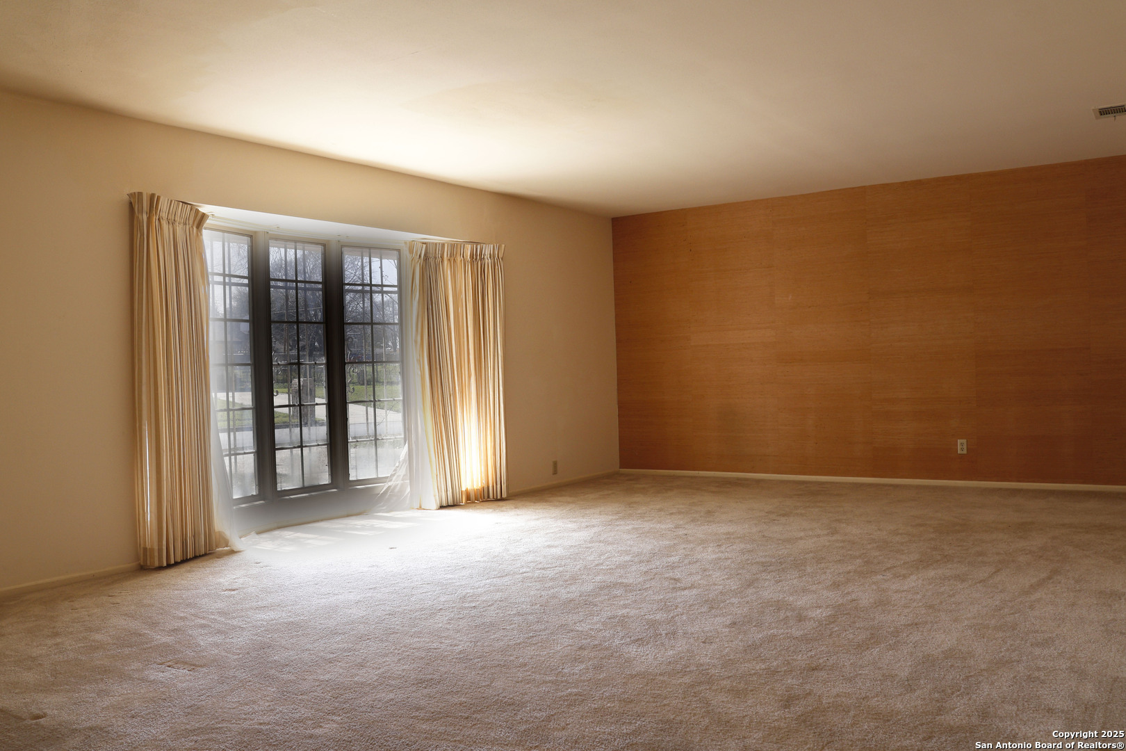 9838 Greentree