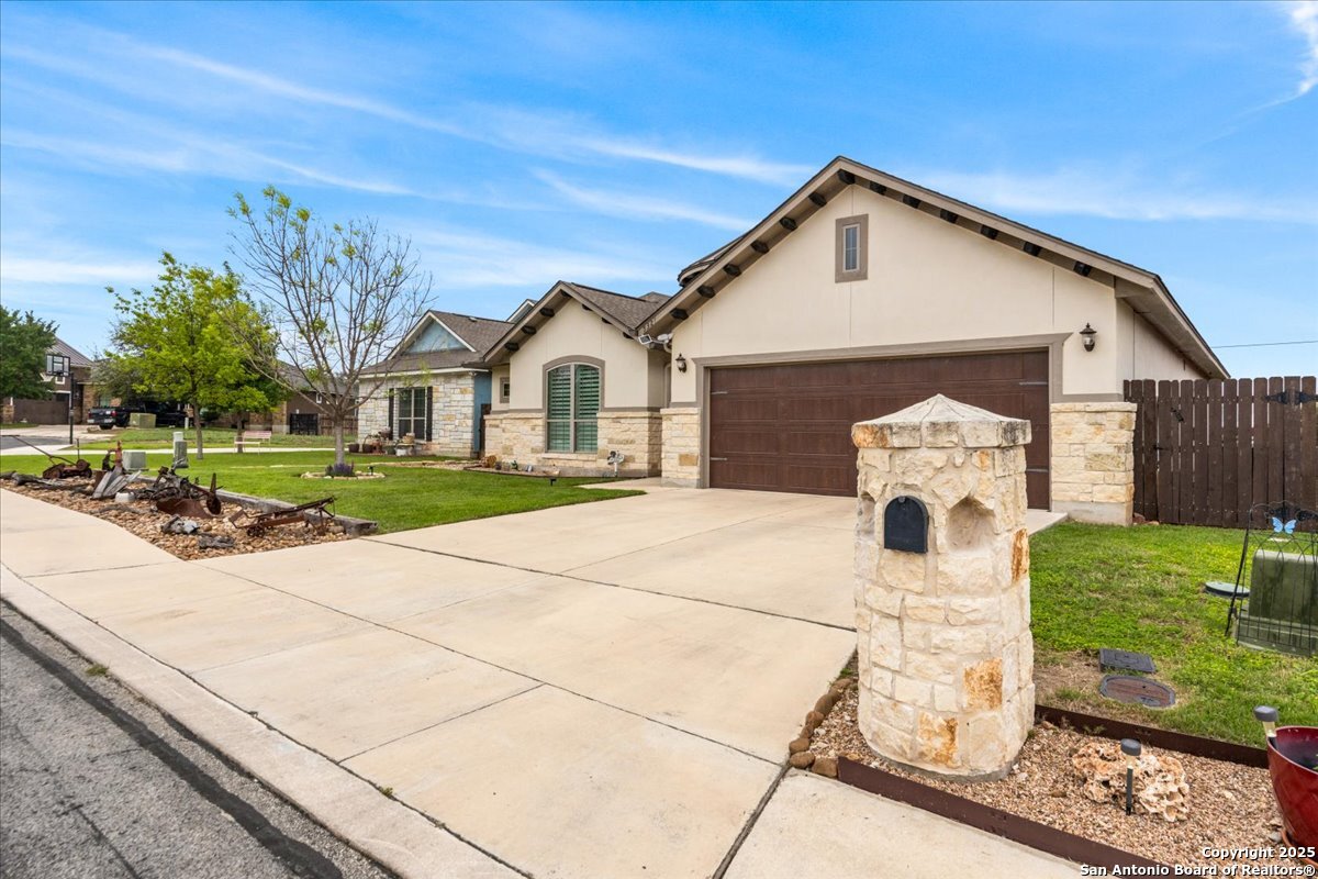 5321 Brisa Estate