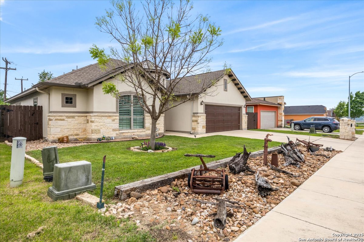 5321 Brisa Estate