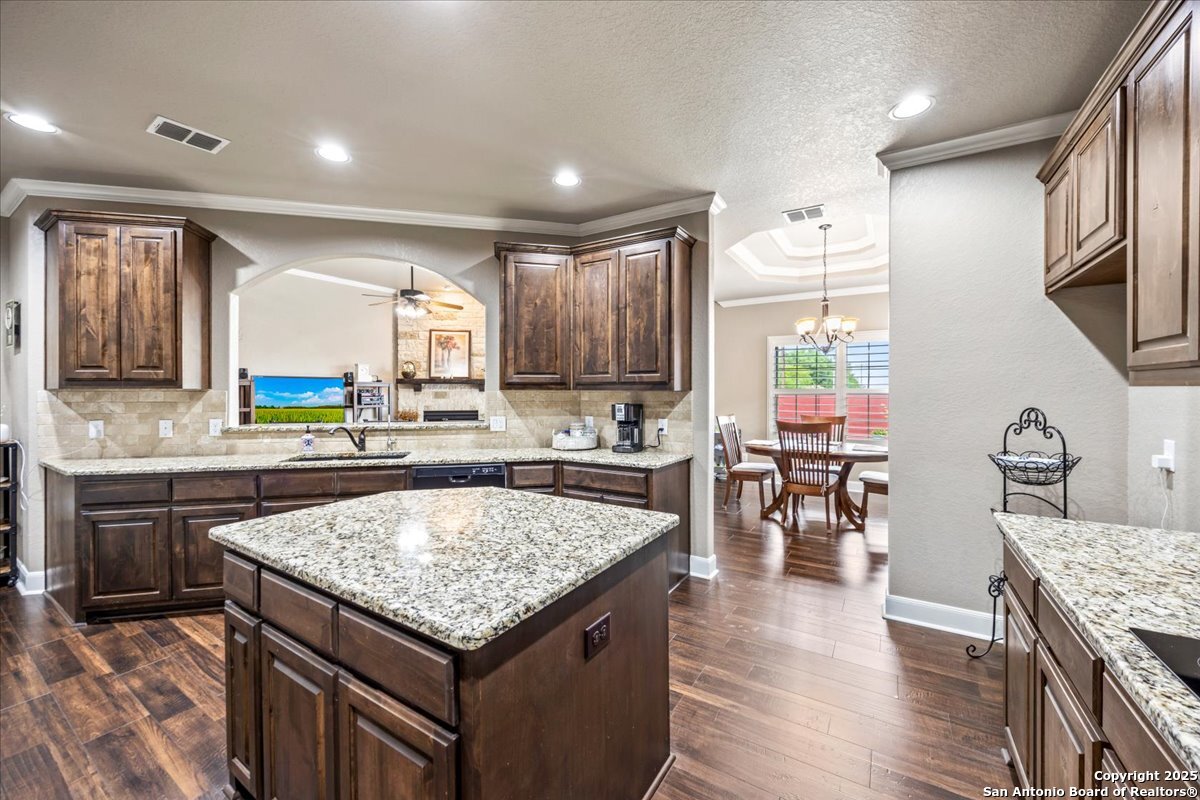 5321 Brisa Estate