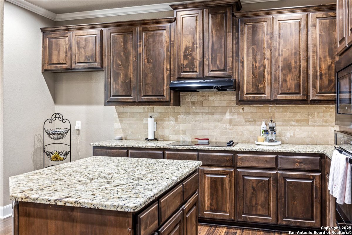 5321 Brisa Estate