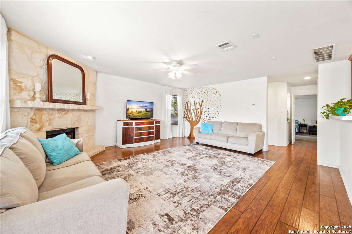 211 Rock Springs