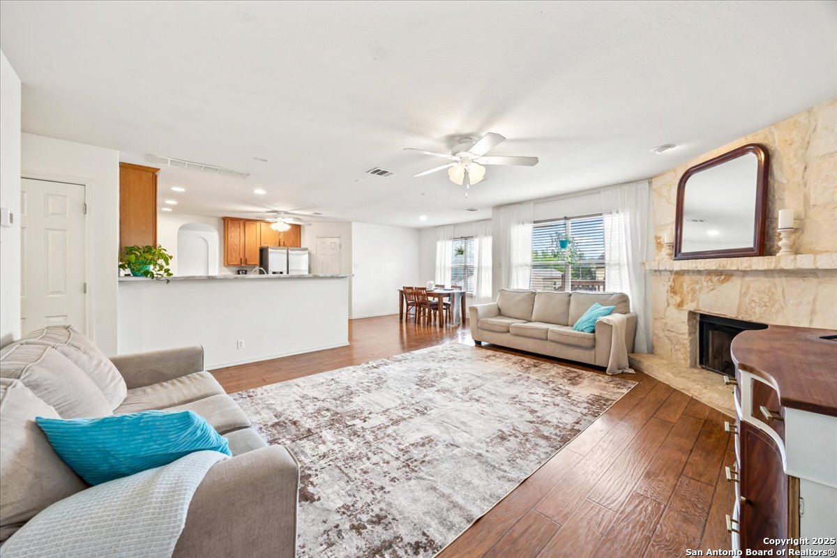 211 Rock Springs