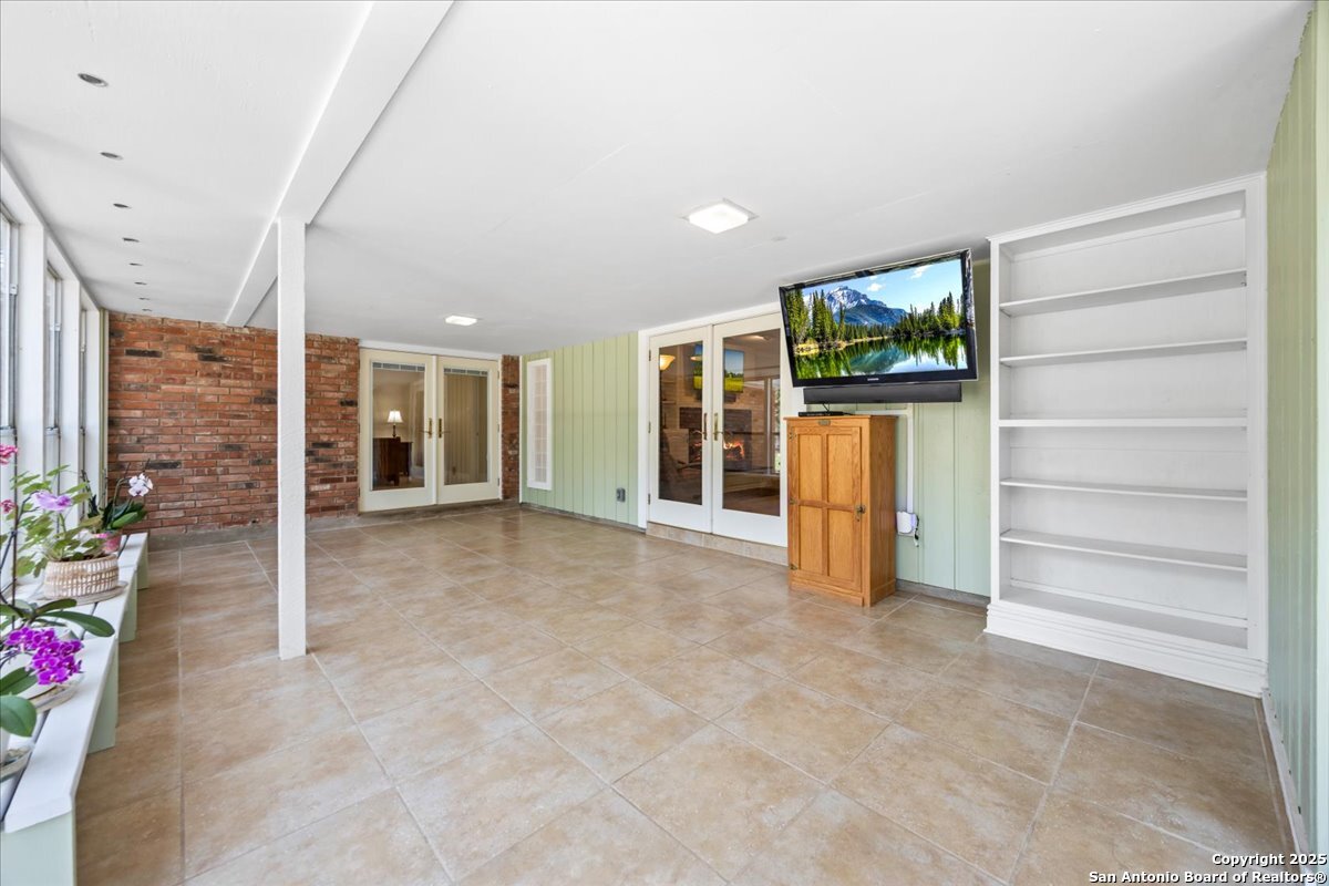 9392 Cinchona Trail