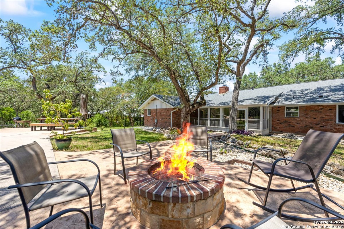 9392 Cinchona Trail