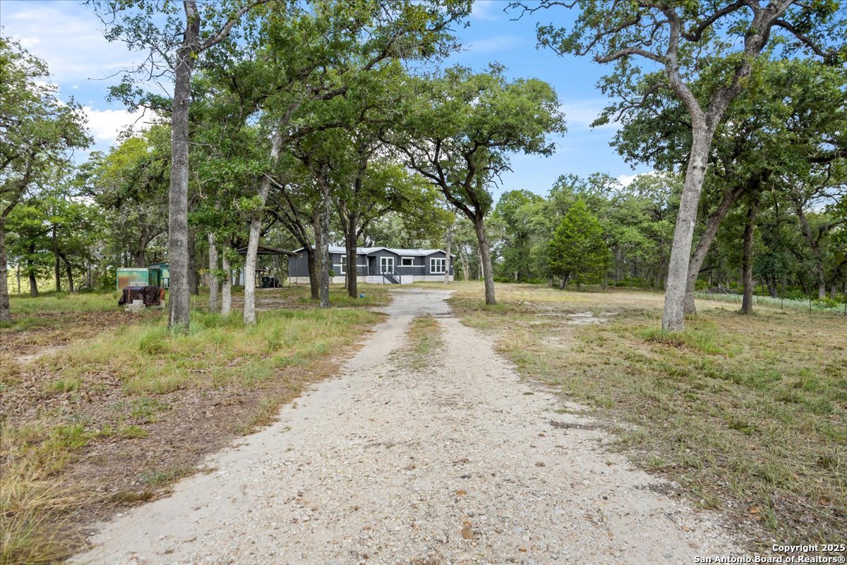 1291 Vivroux Ranch