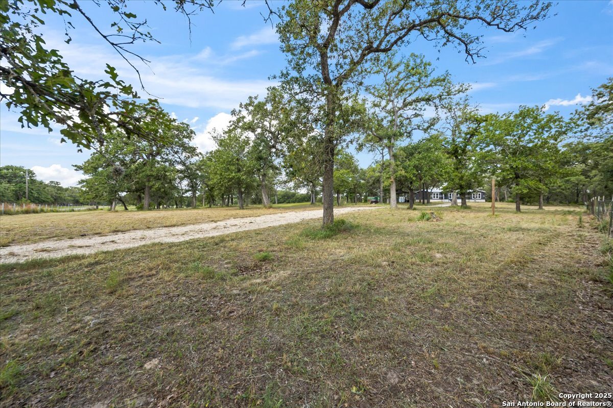 1291 Vivroux Ranch