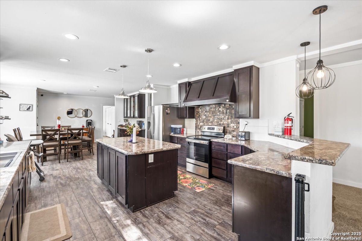 1291 Vivroux Ranch