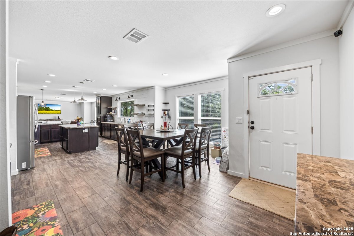 1291 Vivroux Ranch
