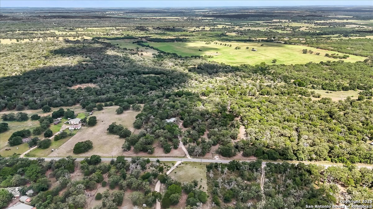 1291 Vivroux Ranch