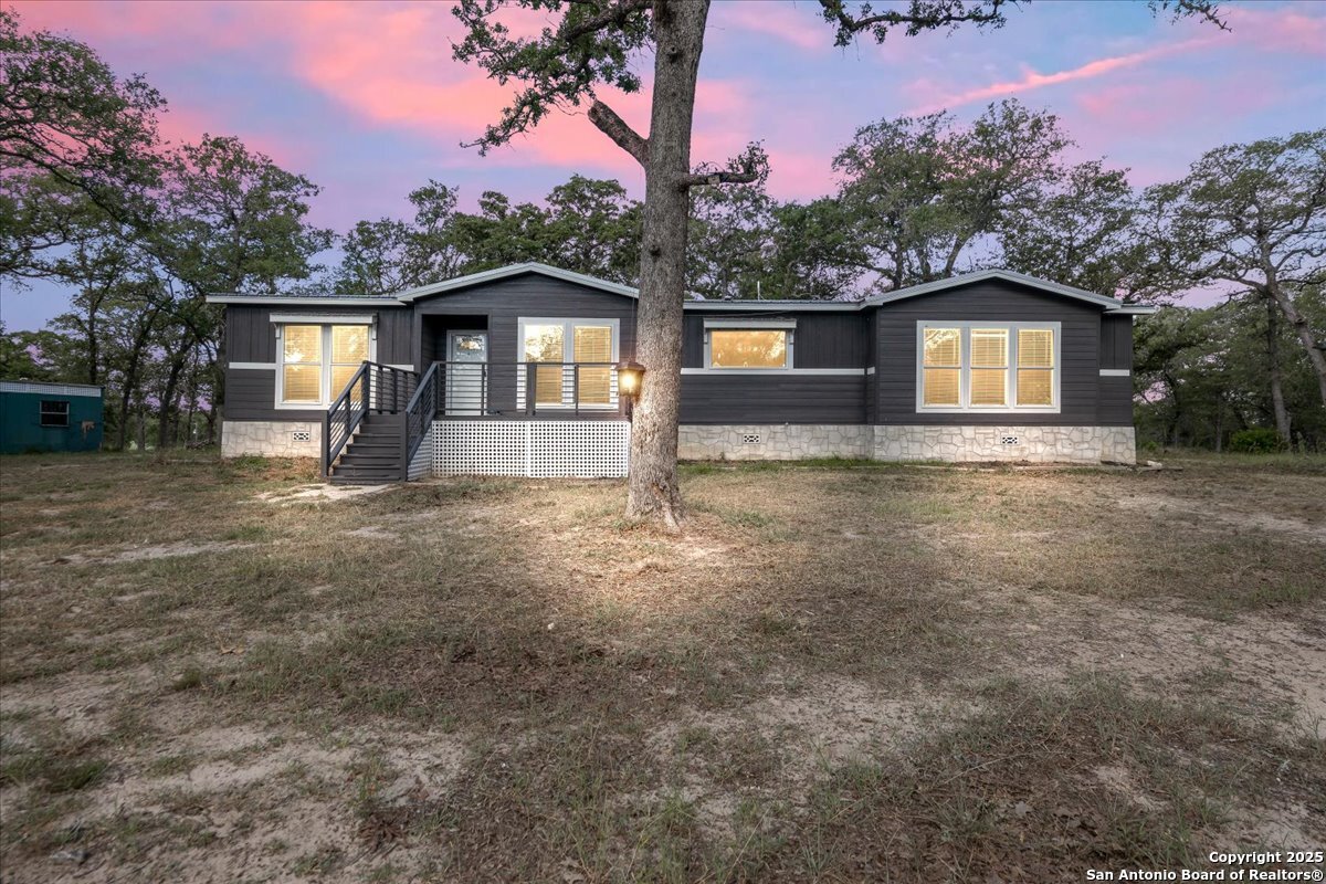 1291 Vivroux Ranch