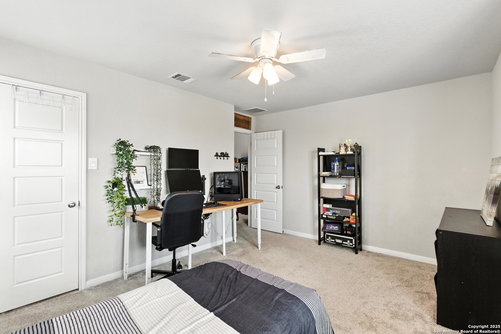 4921 Drifter Oaks