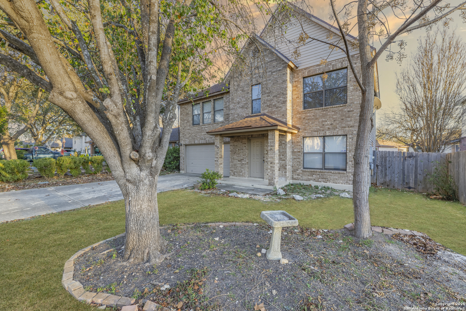 1048 Sycamore