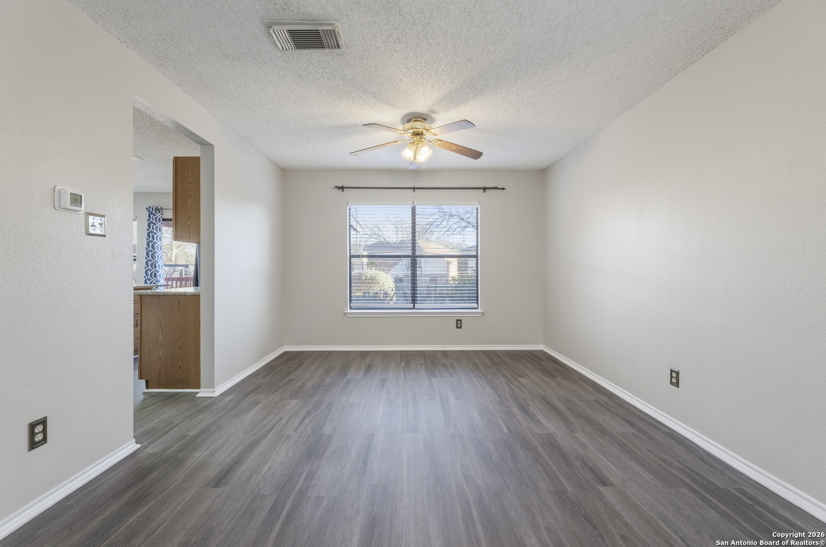 1048 Sycamore