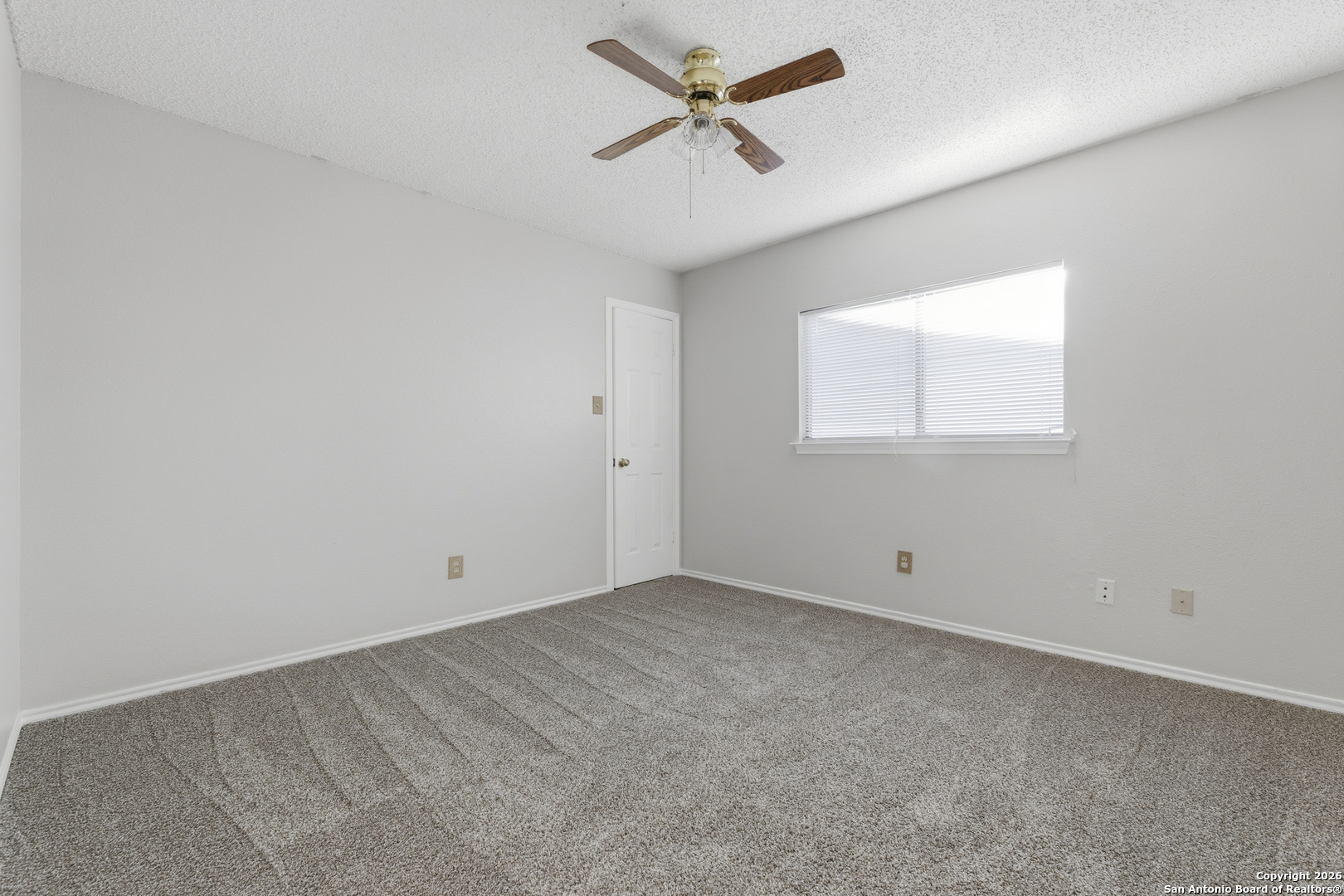 1048 Sycamore