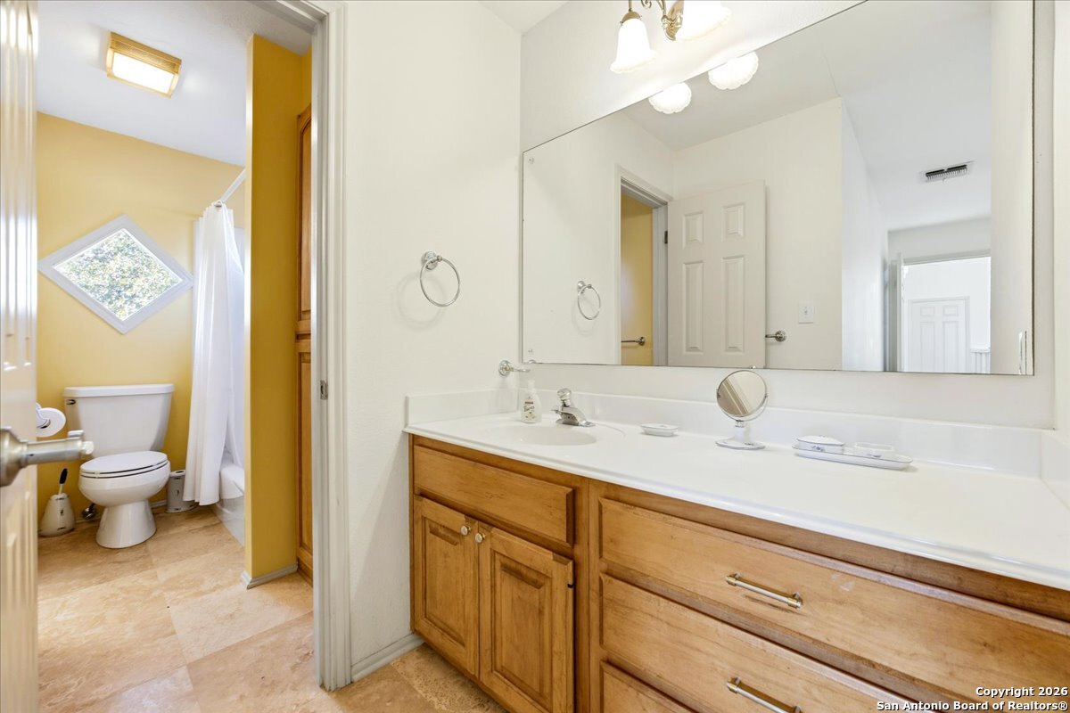 21655 Valley Park
