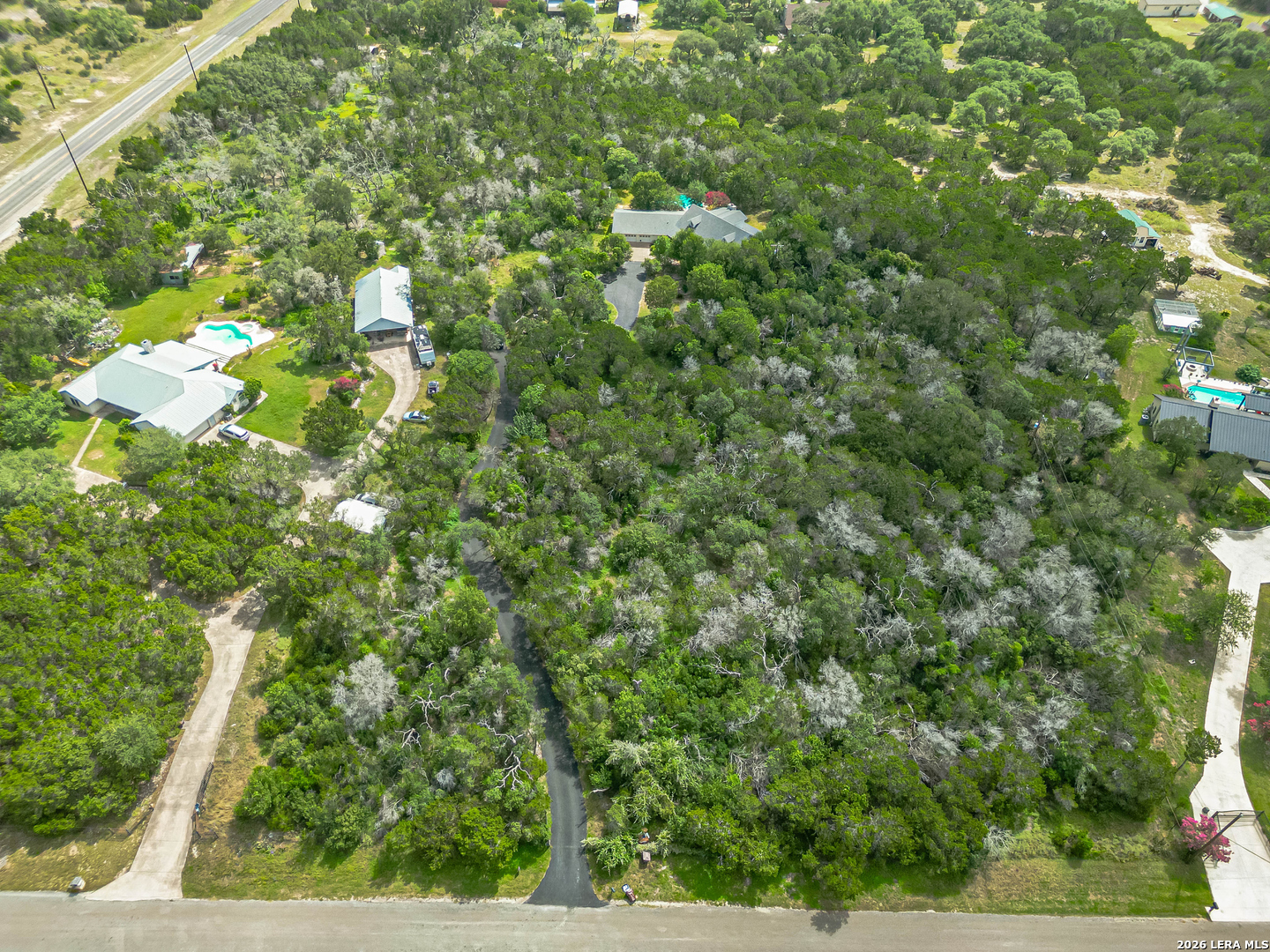 27036 CYNTHIA DR