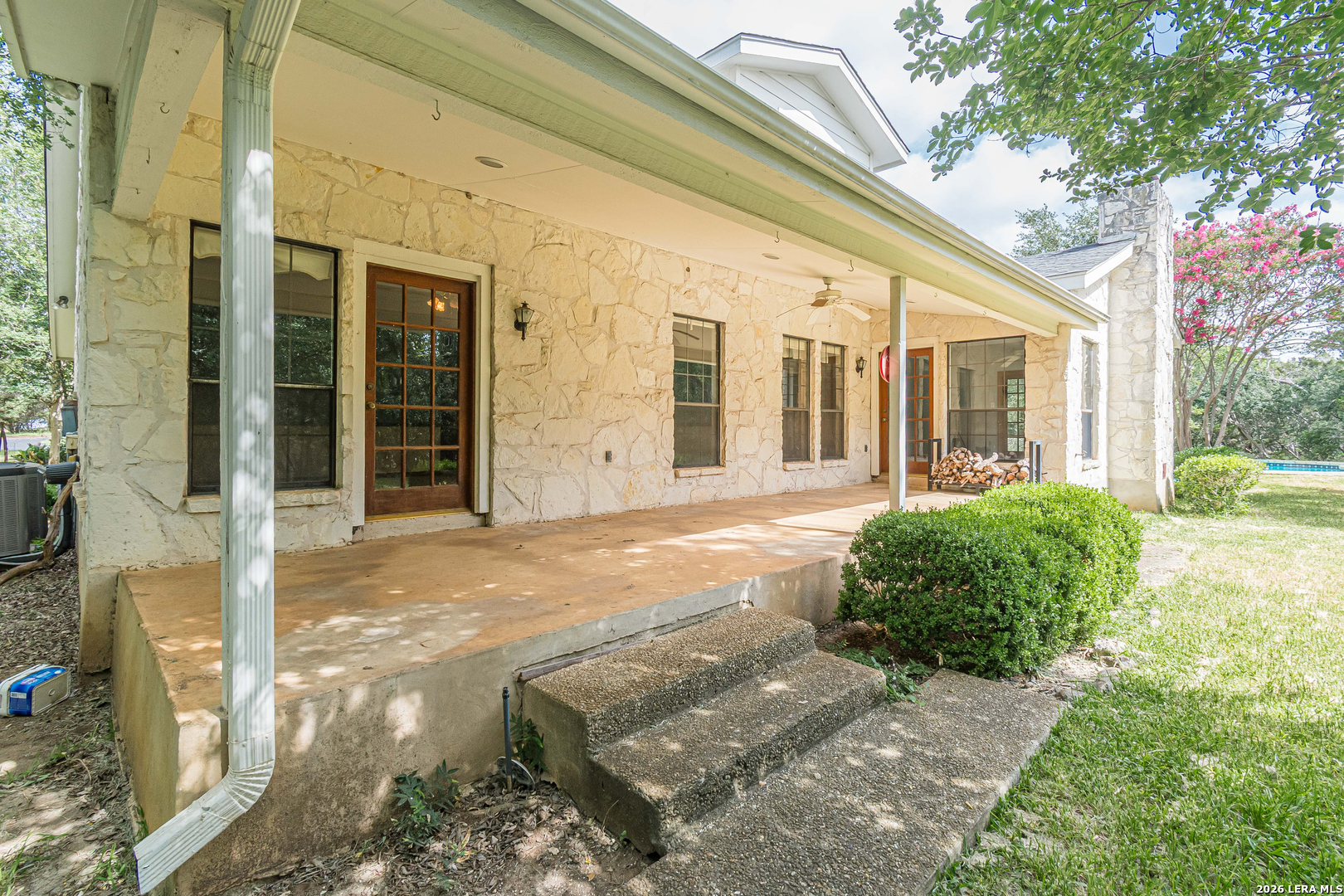 27036 CYNTHIA DR