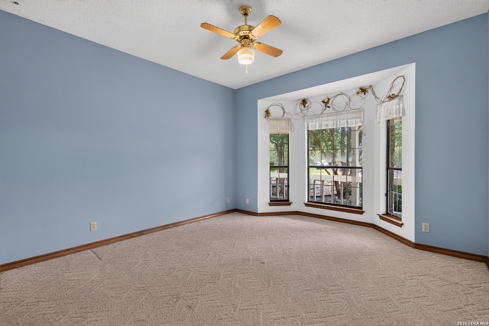 27036 CYNTHIA DR
